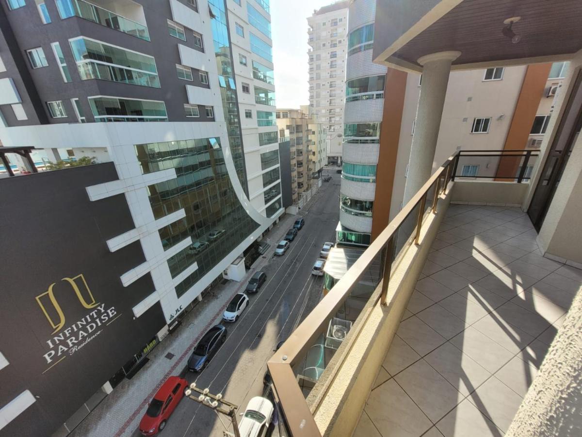 Apartamento 200 Metros Da Praia 03 Quartos Com Ar Condicionado - Meia Praia - Итапема Экстерьер фото