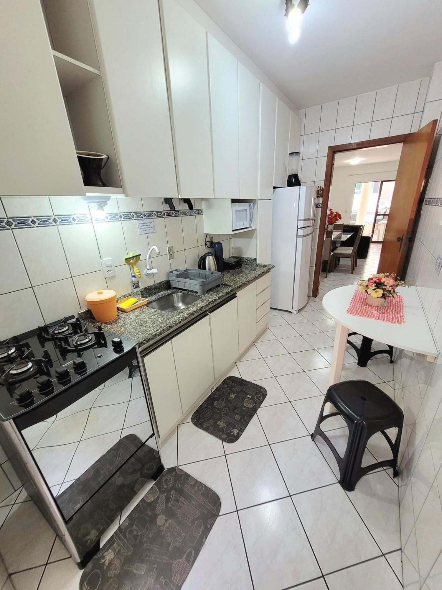 Apartamento 200 Metros Da Praia 03 Quartos Com Ar Condicionado - Meia Praia - Итапема Экстерьер фото